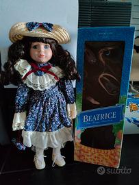 Bambola In Porcellana ( + 1 omaggio)