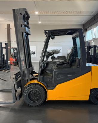 CARRELLO ELEVATORE ELETTRICO JUNGHEINRICH EFG 50 Q