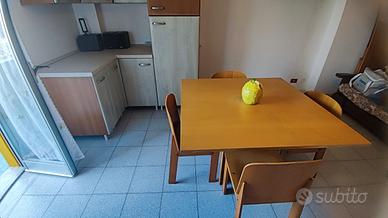 tavolo e sedie