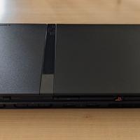 PlayStation 2 slim 