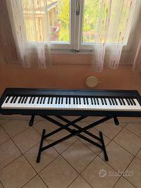 Pianola Yamaha P-85