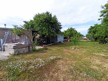 3 lotti terreno edificabile