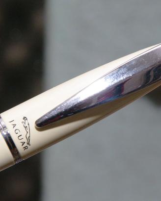 Penna stilografica Jaguar by Montegrappa