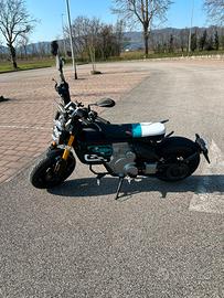 Moto elettrica BMW CE-02