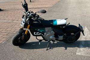 Moto elettrica BMW CE-02