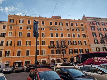 Appartamento di 120 m² con 5 locali a Roma