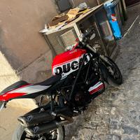 Ducati streetfigher