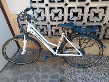 bicicletta elettrica senza batteria 