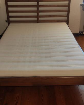 Materasso rigido in schiuma IKEA Malvik 140x200