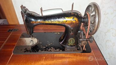 Macchina da cucire Singer inizi del '900