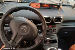 citroen c3 Picasso anno 2013 1400 benzina e GPL 
