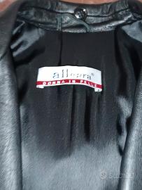 Giacca in pelle da donna 