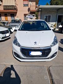 Peugeot 208 BlueHDi 75 5 porte Active