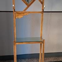 attaccalanni in stile liberty con ripiani specchio