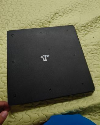 PS4 slim