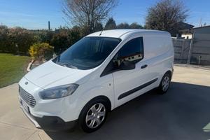 Ford Transit Courier 1.5 TDCi 75cv Van