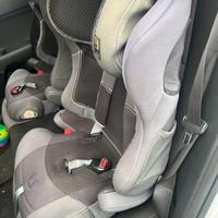 Due Seggiolini auto isofix belelli fino a 36 kg