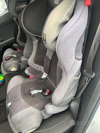 Due Seggiolini auto isofix belelli fino a 36 kg