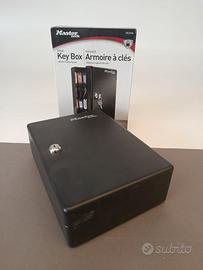 Cassetta portavalori con chiave: Master Lock Nuova