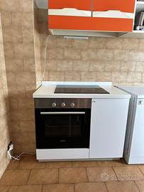 Mobile cucina con piano induzione e forno