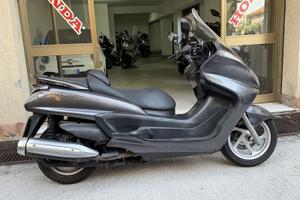 Yamaha Majesty 400 Tuo a soli 24 € al mese