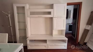Parete Attrezzata bianca mobile tv libreria