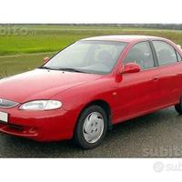 Parabrezza Hyundai Elantra/Lantra II serie (95-00)