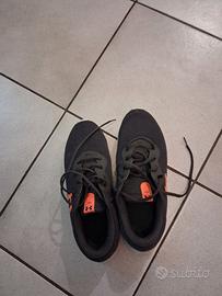 Scarpe sportive 