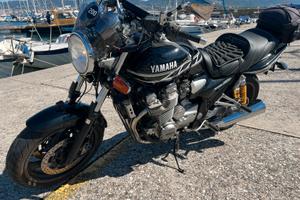 Yamaha XJR1300