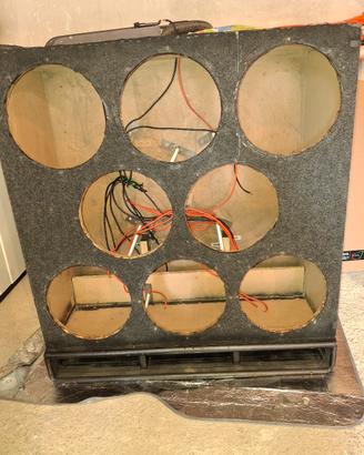 cassa per 8 subwoofer da 32 cm