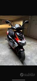 APRILIA SR 50 (replica Melandri)