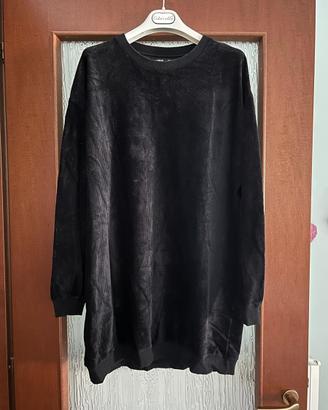 Vestito di velluto nero