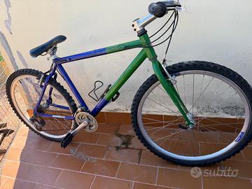 Mountain Bike 26" in alluminio
