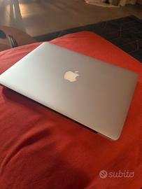 Mac Book Pro i7