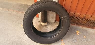 4 pneumatici Michelin 225/60 R18 invernali per SUV