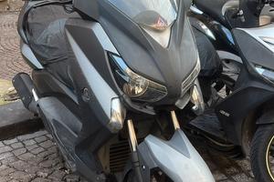 Yamaha scooter XMAX 250