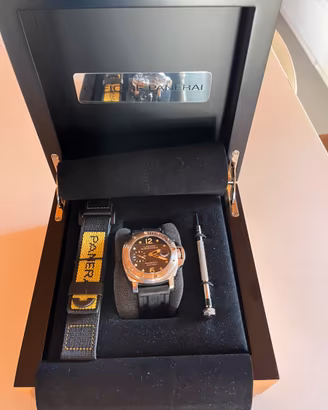 Panerai Luminor Submersible
