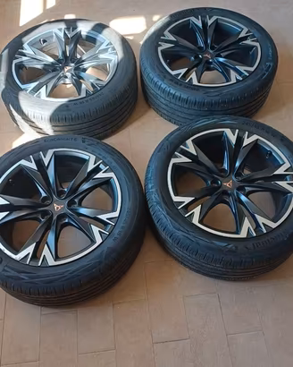 CERCHI IN LEGA DA 18 CUPRA,AUDI,VW,SKODA CON GOMME
