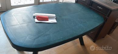 Tavoli e sedie da esterno