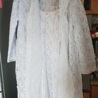 Vestaglia con sottoveste bianca