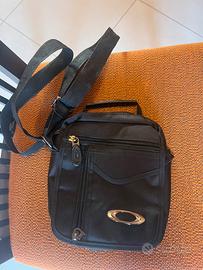 Borsello regolabile Oakley