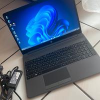 Computer Hp ssd M2 batteria 7ore