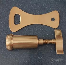 Set di cavatappi e apribottiglie in ottone