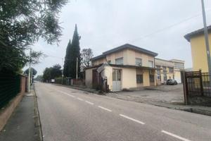 CAPANNONE A RESCALDINA