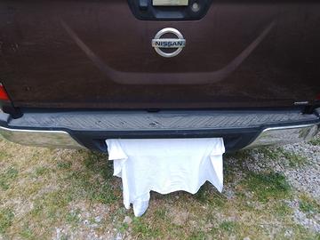 PARAURTI POSTERIORE NAVARA