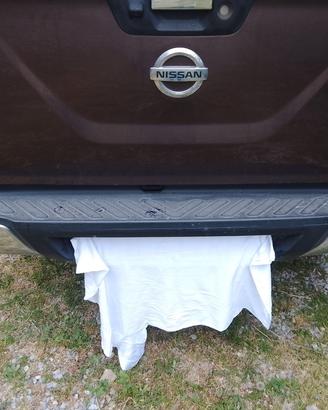 PARAURTI POSTERIORE NAVARA