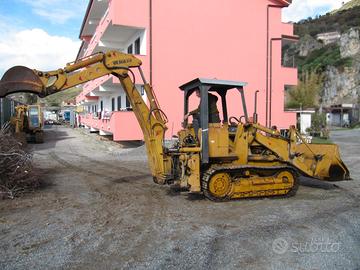 Pala cingolata retro escavatore