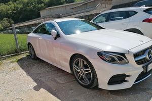Mercedes E220 Coupé 