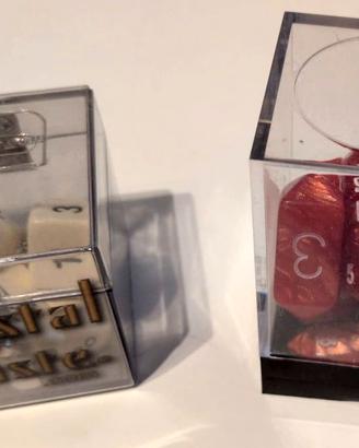 Crystal Caste Dice (Classic White & Crystal Red)