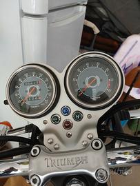 Triumph Bonneville - 2003